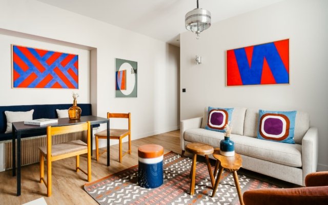 Photo montrant une suite urbaine entièrement équipée